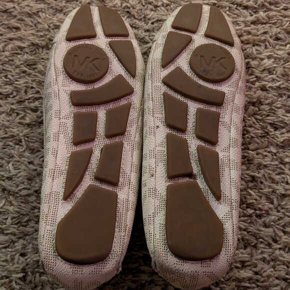 Michael Kors Vanilla Signature Ballet Flats - Picture 2 of 4